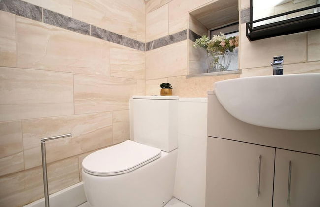 4 Bed Flat - Sleeps 4 - Parking - Wifi - Foto 11