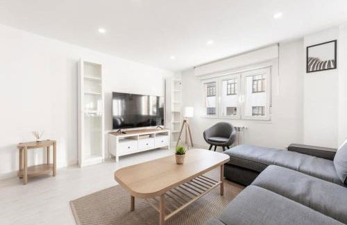 Reformado , céntrico , wifi. - Foto 16