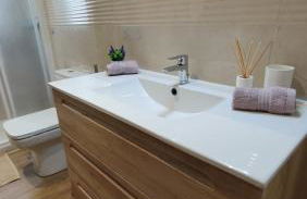 HAPPY HOLIDAYS - Photo 26