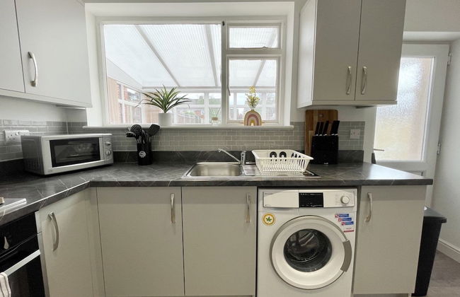 Worksop Newly Refurbished 3-bedroom House - Foto 19