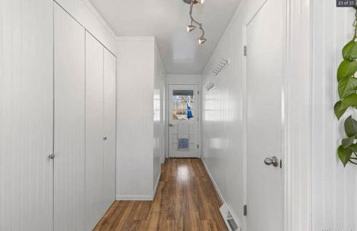 Sunny Beach House of Olde Town Arvada - Foto 14