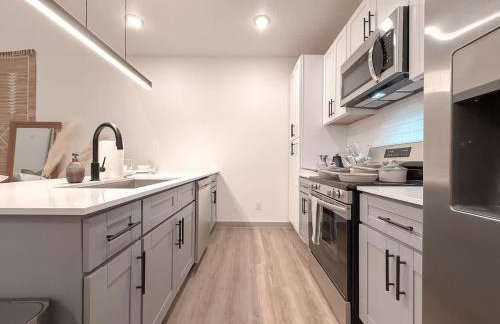 Alluring Studio - DT - DeepEllum - LowerGreenville - Photo 5