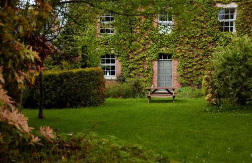 Finest Retreats - The Farmhouse - Photo 39