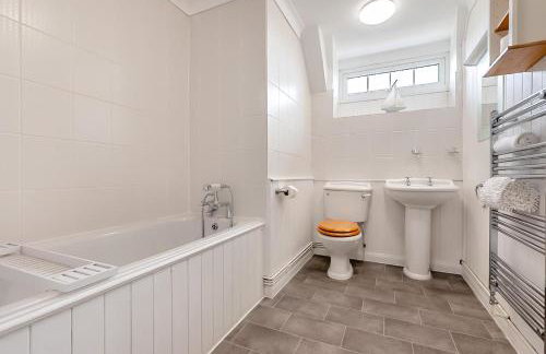 6 Bed in Hersham oc-t29211 - Foto 29