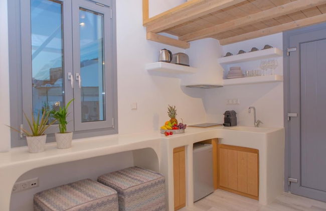 Naxos Riviera Suites - Photo 16
