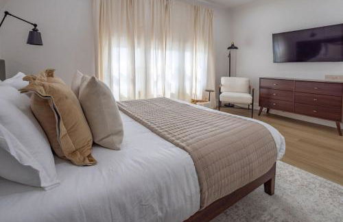 Excellence by Urooms Apartments Near NYC and Newark Airport with Parking - Foto 60