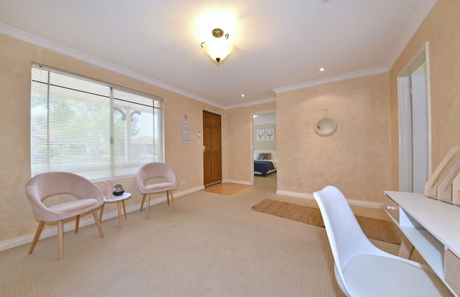 Redcliff Home Close to City & Airport - Foto 15