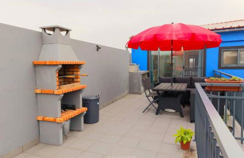 Character 2BR Upper Retreat with BBQ Terrace Parking - Photo 53