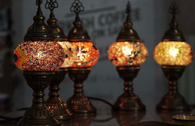 Atelier de fabrication de lampes turques à Istanbul - Photo 6