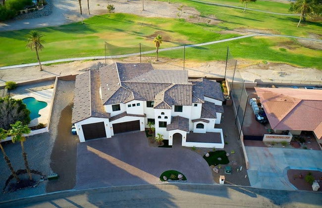 Vanderpump Rules Lake Havasu Luxury Villa w Pool - Photo 67