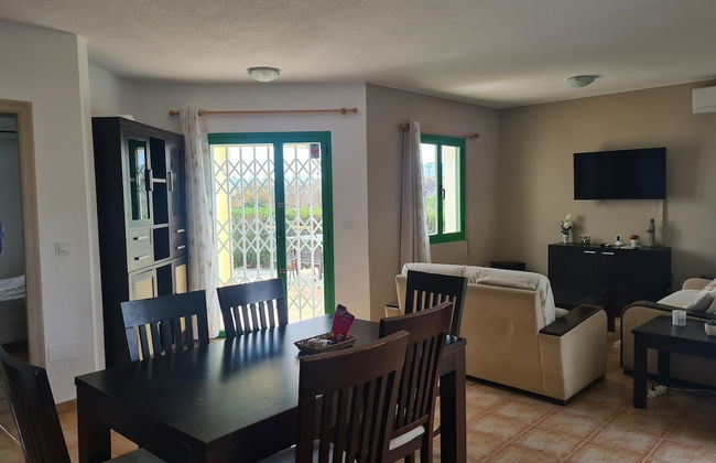 Les Cactus Remarkable 7 bed Villa - Private Pool - Photo 21