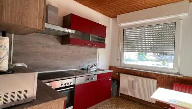 Ruhige freistehender Bungalow mit Parkplatz - Foto 5