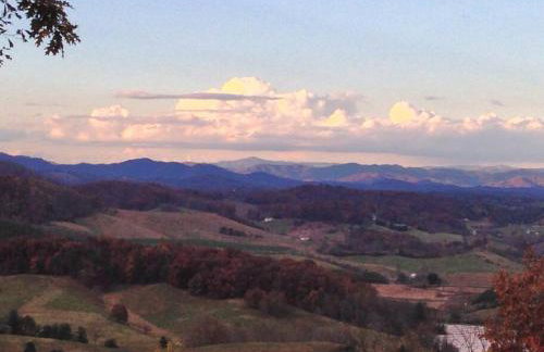 Top of the Line Asheville Mountain Cabin - Foto 57