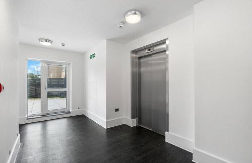 Stylish 2 Bed 2 Bath Hove Apartment - Walk to Station & Beach - Optional Parking - Sleeps 8 - Foto 8