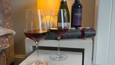 Cottage nestled in the heart of a stunning Suffolk Village - Foto 4