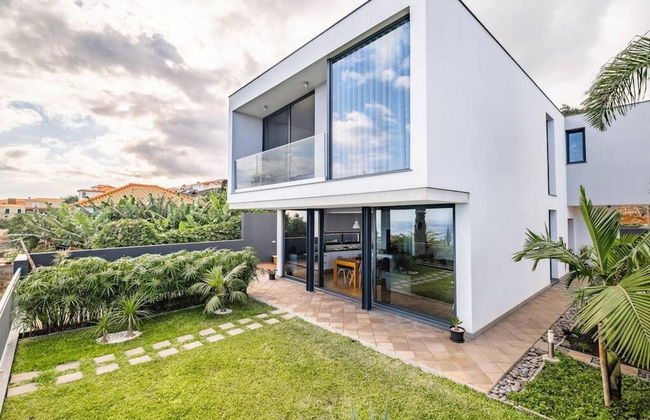 Cristiano Ronaldo Airport View - Foto 1