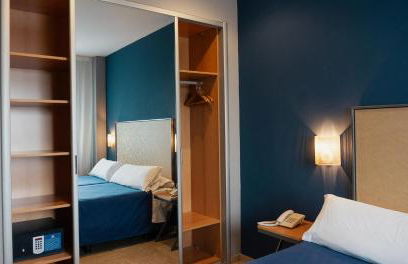 Apartamentos Vértice Sevilla Aljarafe - Foto 5