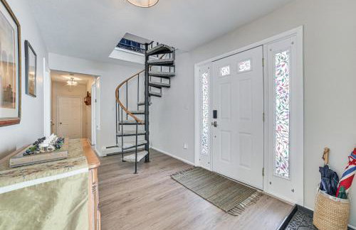 Porch and Views Waterfront Home on Houghton Lake! - Foto 18