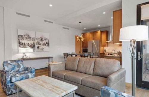 Riverfront Lodge 102 by East West Hospitality - Foto 5