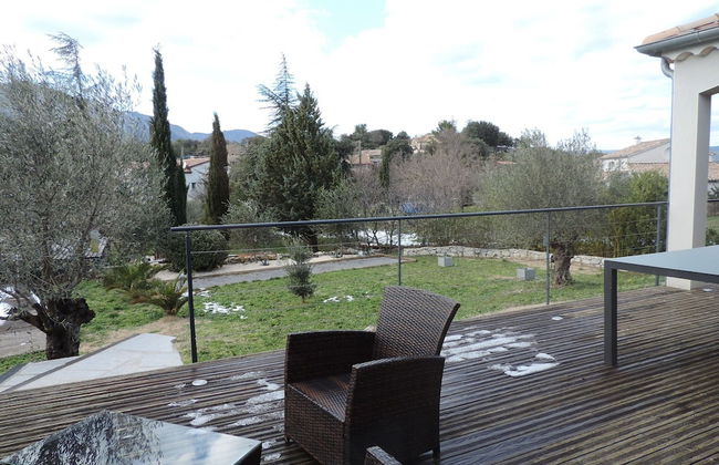 Attractive Holiday Home With Private Pool - Photo 17