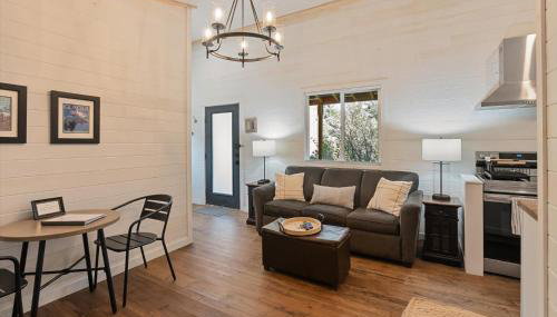 Hidden Gem Cabin in Hungry Horse, Firepit, Close to Glacier - Foto 2