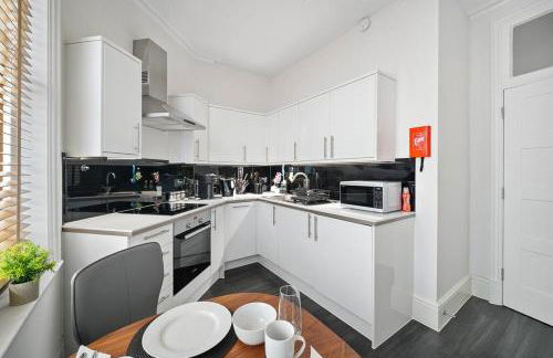 Charming Studio Next to Leicester Sq - Photo 9