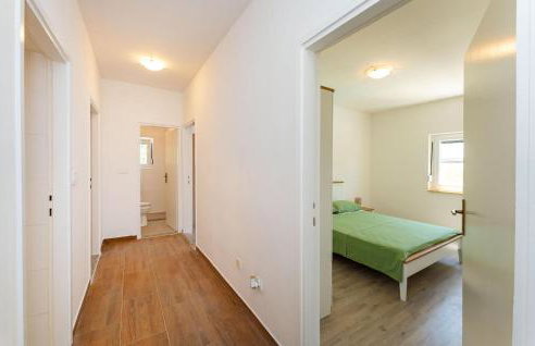 3 Bedroom Awesome Home In Rastevic - Foto 35