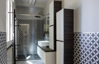 Elegant & Comfortable Modern Home with swimming pool - Foto 14