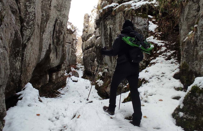 Paseo con raquetas de nieve por los Collados del Asón - Foto 3