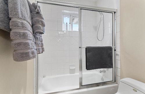 Black Mountain Rose - Foto 22