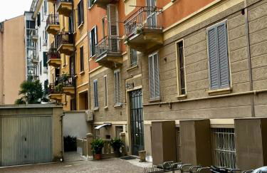 The Small White House In Milan - Foto 79