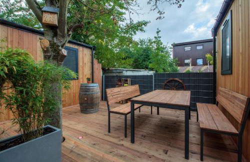 Iguana - Das Tiny Haus am Reptilienzoo Reptilium - Foto 15