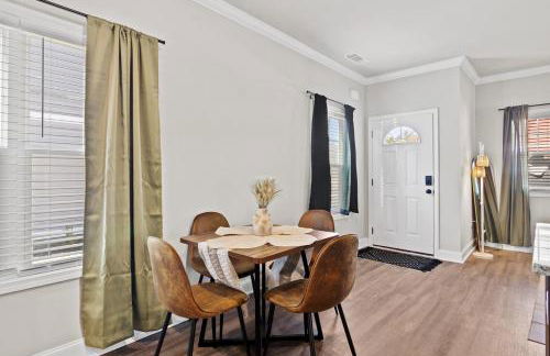 13 mins to Downtown & Stadium - Game Room - Game Day - Foto 10