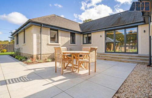 Large Family Home with Hot Tub or Jacuzzi, Log Burner - Foto 33