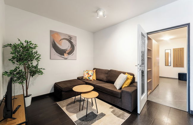 Stylish 3-bedroom apartment with balcony - Photo 7