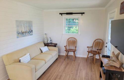 Bungalow Private Beach & Dock Colonial Beach Water - Foto 3