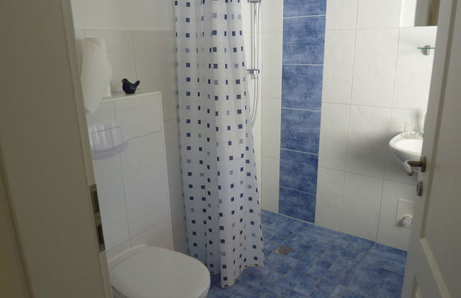 Cozy Holiday Home in Rostock Germany near Beach - Foto 9