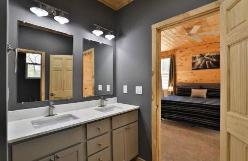 New listing-- Hocking Hills Modern Cabin - Foto 17
