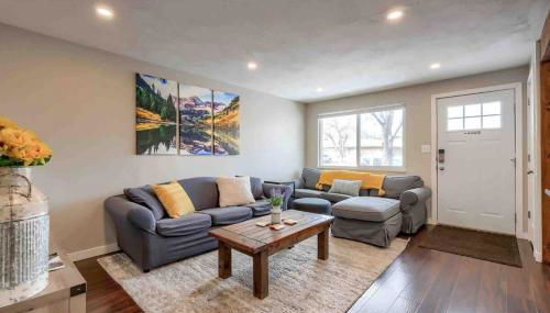 4BR Longmont Escape with Cold Plunge & Sauna - Pets OK! - Foto 1