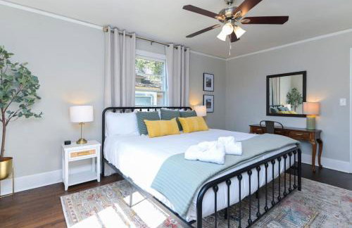 The Duke - Pet Friendly - Photo 22