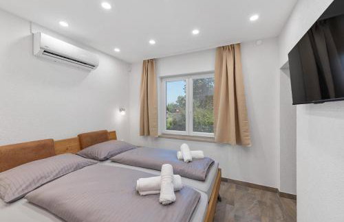 Grosse Luxus-Villa fur 12 Personen mit Pool, Jachuzzi und Meeresnähe - Foto 24