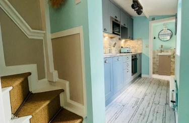 The Rambler's Rest Cottage, Parkgate, Wirral - Foto 13