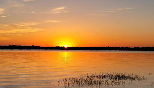 Lovely Lakeside Living - Foto 2