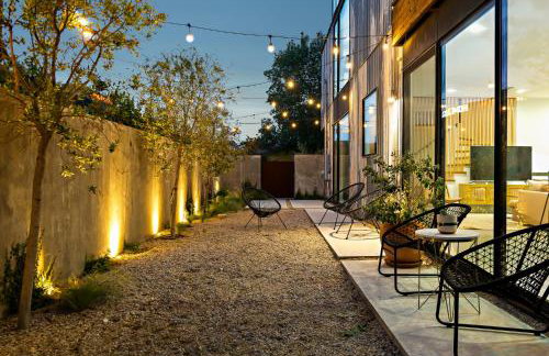 Rooftop Deck, DT City Views, Modern Eastside Oasis - Foto 59