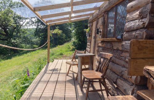 Wood Cabin & 4 Large Bell Tents - Hapus Hideaway - Foto 11