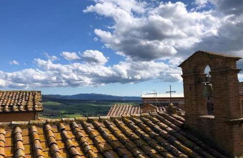 In piazza Casale Marittimo - Foto 18