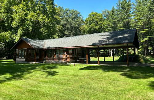 Lake Access! Twin Birch Resort - Kodiak Cabin - Foto 7