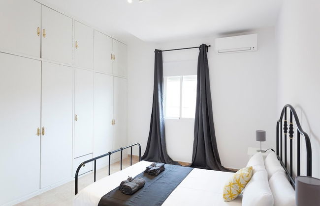 Over the Rooftops - Historic District - Sol - Photo 3