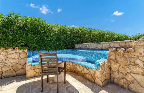 Golfinhos - MAGNIFICENT & SPACIOUS 5 BEDROOM VILLA - Foto 78