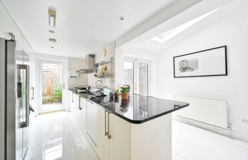 Lovely 4 Bedrooms Entire House In Hammersmith - Foto 7